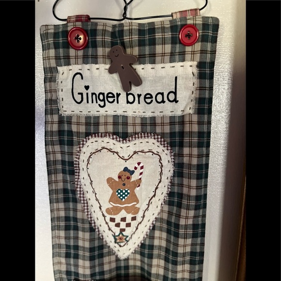 Vintage 1970’s Gingerbread Man Christmas Card Peppermint Heart Design Holder - Picture 3 of 8